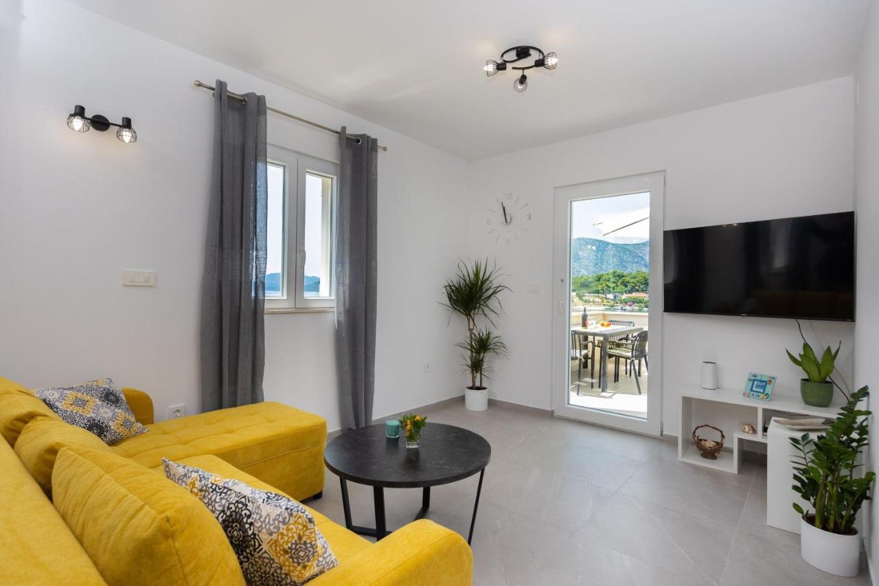 Apartments Laurea Slano Exterior photo