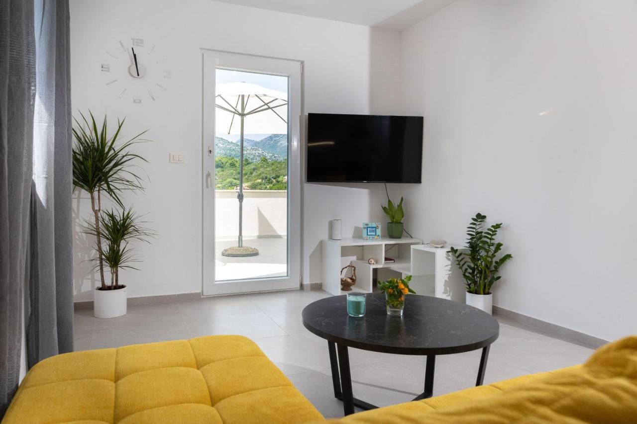 Apartments Laurea Slano Exterior photo